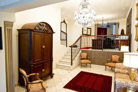 kings and queens boutique hotel accommodation centurion 2